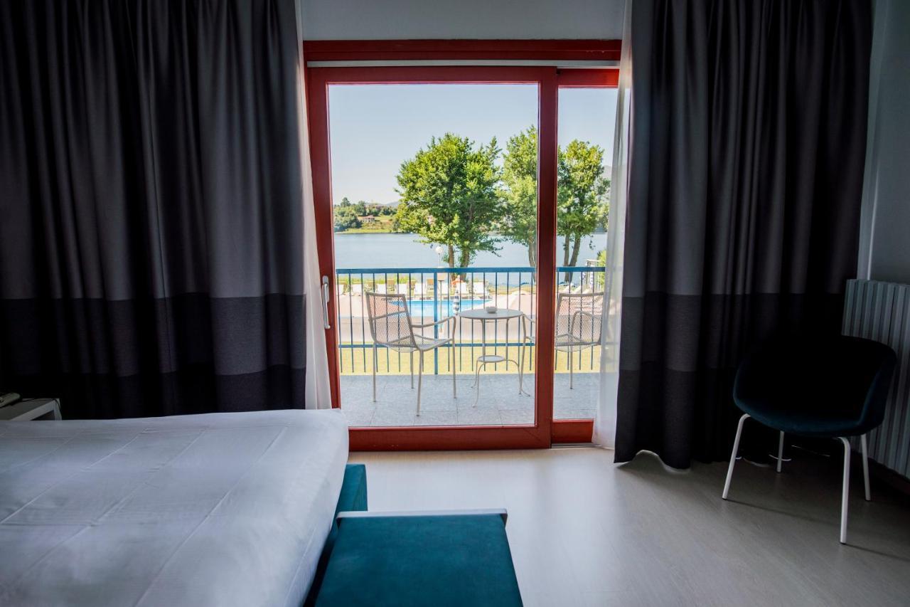 Hotel L'Approdo Pettenasco Exteriör bild