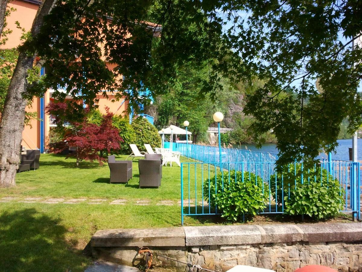 Hotel L'Approdo Pettenasco Exteriör bild
