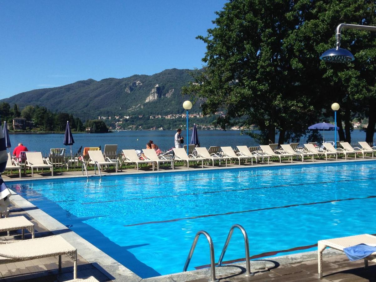 Hotel L'Approdo Pettenasco Exteriör bild